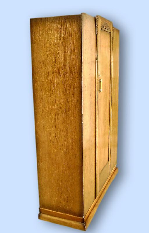 QUALITY Antique English blonde oak gothic armoire