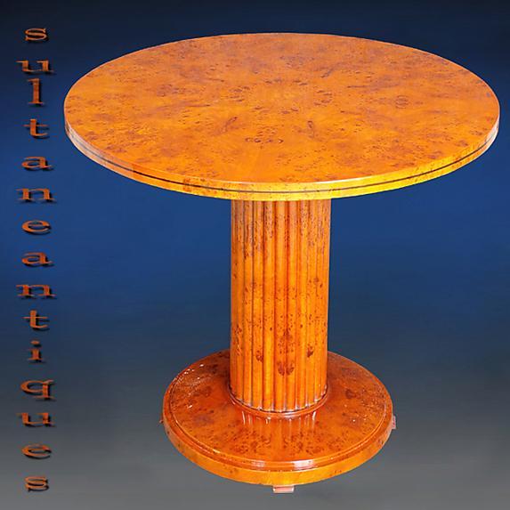 Great Biedermeier Elm 48 inches round center table