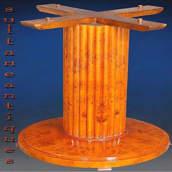 Great Biedermeier Elm 48 inches round center table