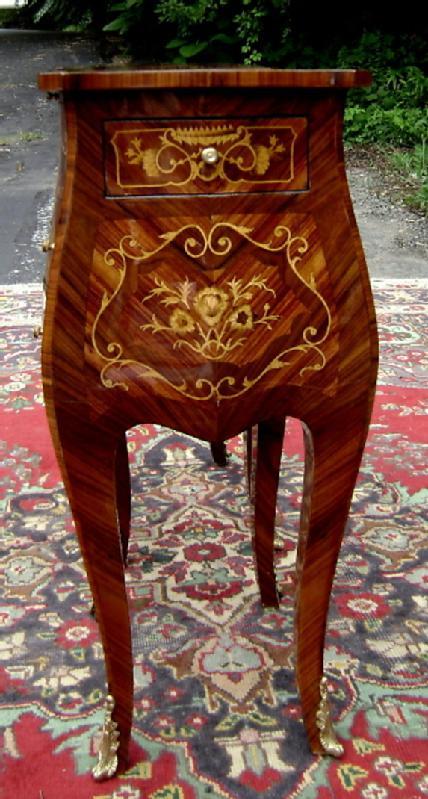 Unusual PAIR Louis XV style elegant side commodes