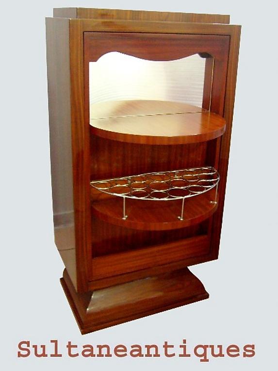 Absolutely fantastic!! Art Deco style BAR MINT.