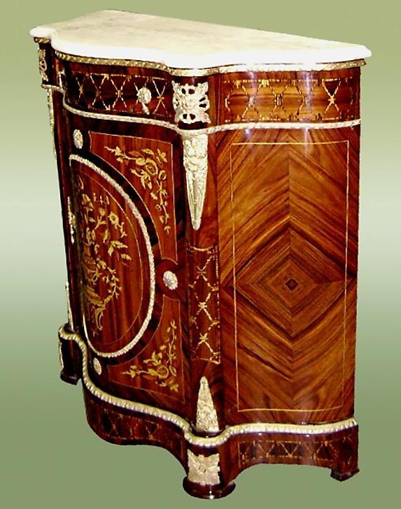 Gorgeous Louis XIV style Large Commode