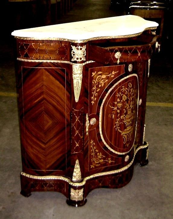 Gorgeous Louis XIV style Large Commode