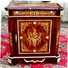 Luxurious French LOUIS XV Style Marquetry Commode