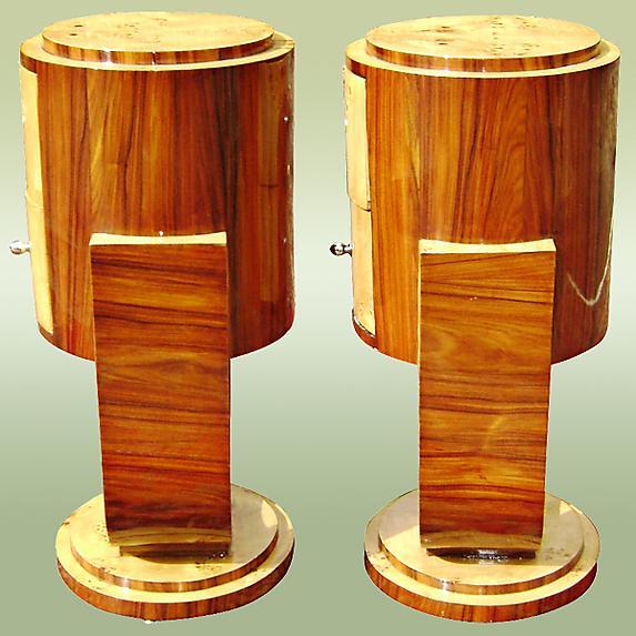 Very elegant Pair of Art Deco style commodes