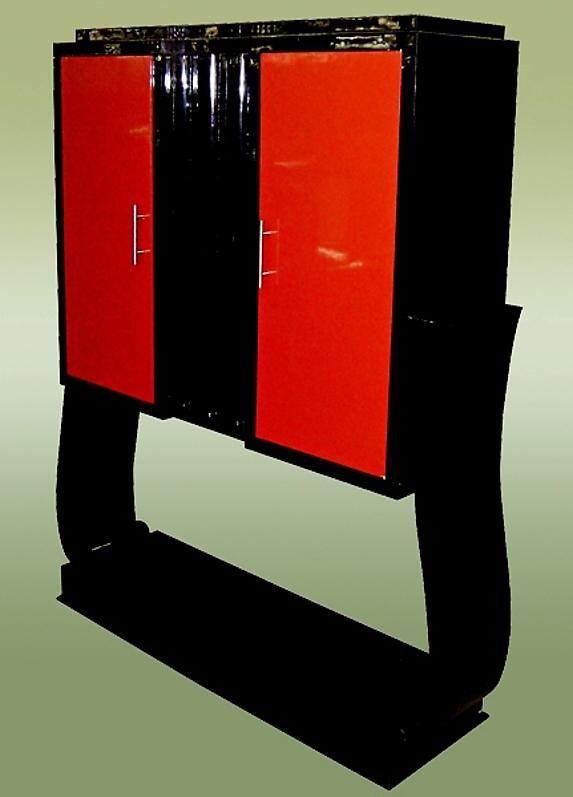 Inspired Art Deco style Bar two toned puristic forms