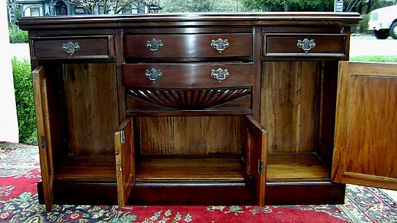 TOP quality Victorian style bow fronted sideboard