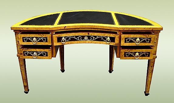 Fine Marquetry Italian 17th C. Style Florentine Desk