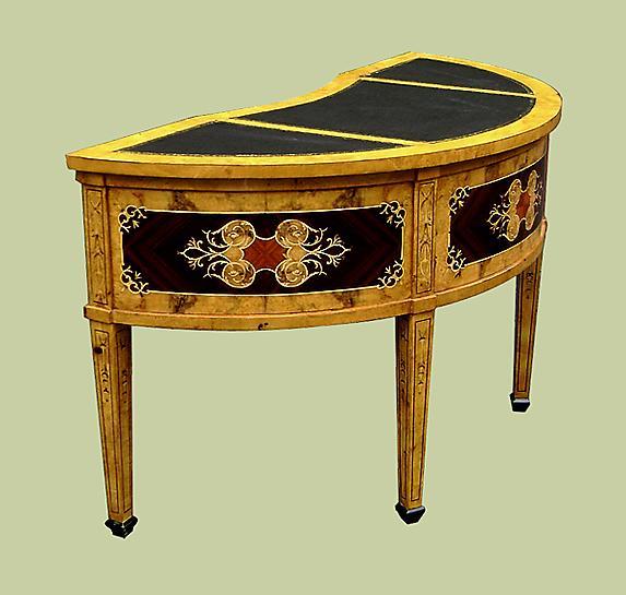 Fine Marquetry Italian 17th C. Style Florentine Desk