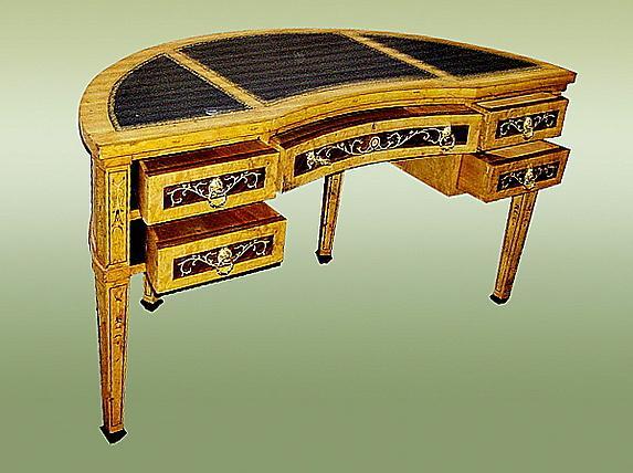 Fine Marquetry Italian 17th C. Style Florentine Desk