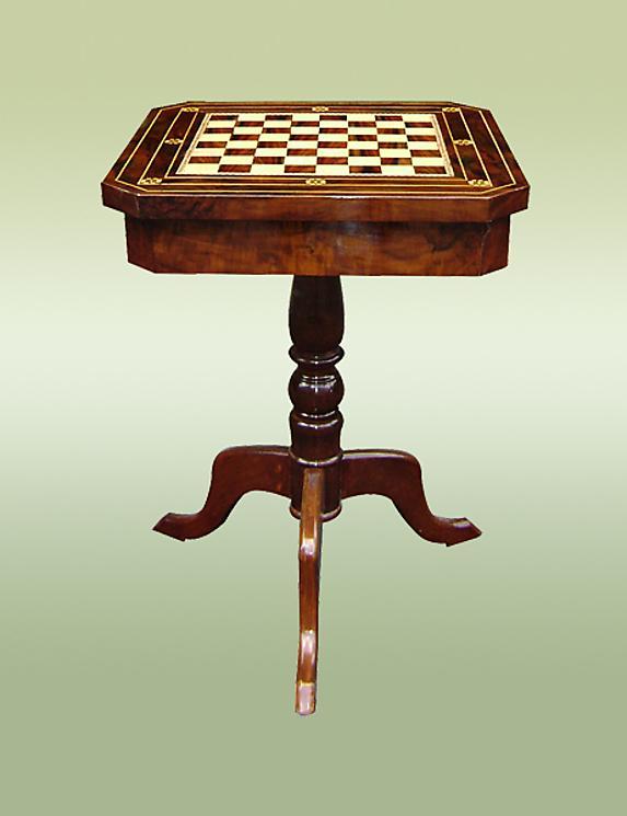French superbly inlaid Chess Board Table
