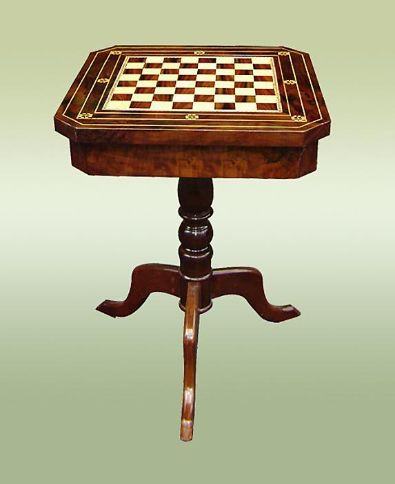 French superbly inlaid Chess Board Table