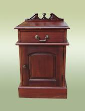 Elegant Colonial Solid Mahogany bedside / commode