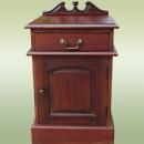 Elegant Colonial Solid Mahogany bedside / commode