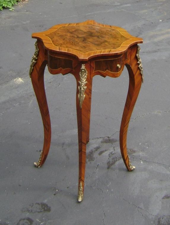 Elegant ornate French Louis XV style side table