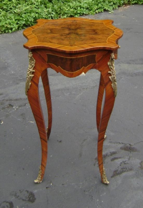 Elegant ornate French Louis XV style side table