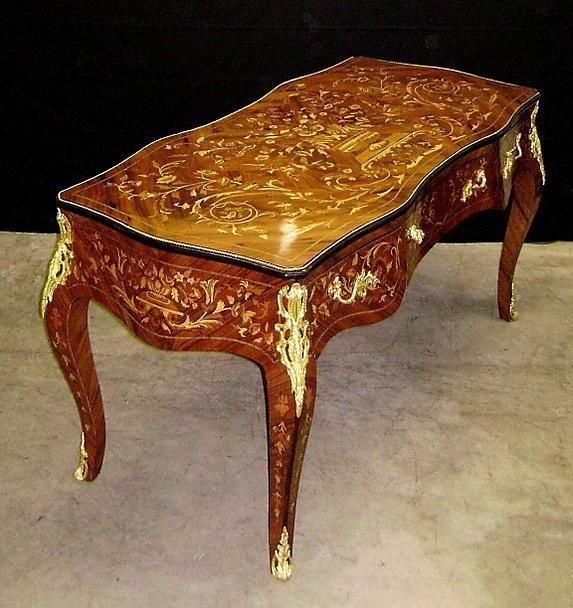 Fantastic Louis XV style desk tulip wood and Bronze.