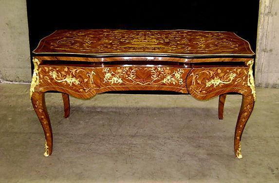 Fantastic Louis XV style desk tulip wood and Bronze.