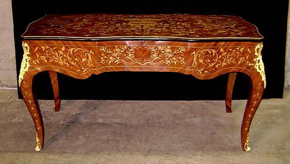 Fantastic Louis XV style desk tulip wood and Bronze.