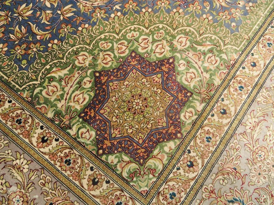 PERSIAN QUM SILK MASTERPIECE CARPET/RUG SIGNED NAZARI