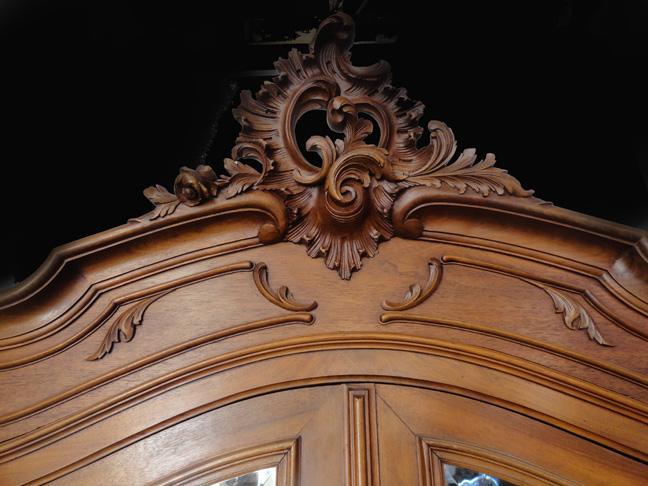 LOUIS XV ARMOIRE DOUBLE DOOR ARMOIRE