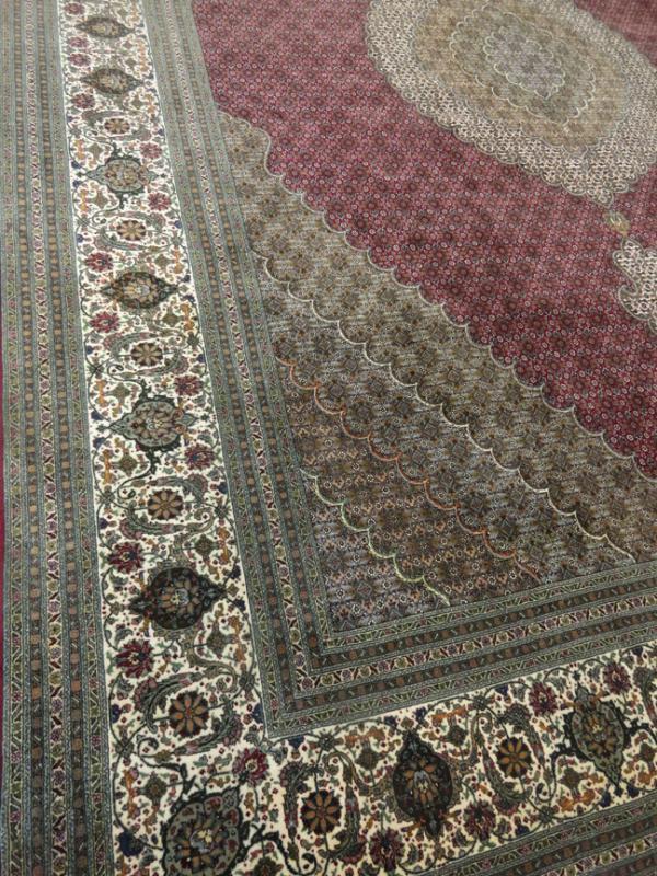 PERSIAN TABRIZ MAHI SILK AND WOOL CARPET/RUG 13'2
