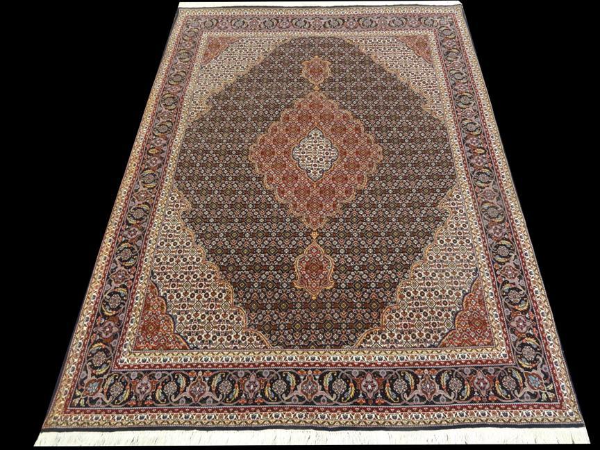 PERSIAN TABRIZ MAHI SILK AND WOOL CARPET/RUG 6'8