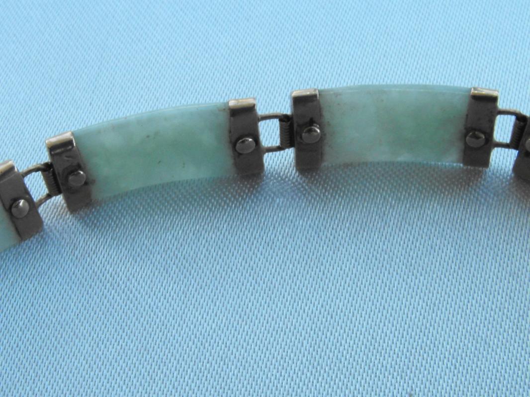10 K YELLOW GOLD JADE TENNIS BRACELET