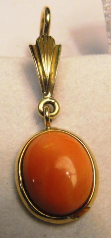 Vintage 14K Gold & Italian Pink Coral Earrings