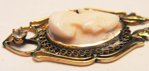 Antinque Cameo and Single Cut Diamond