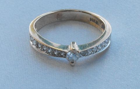 1/4cttw Diamond, 14K Gold Engagement Ring
