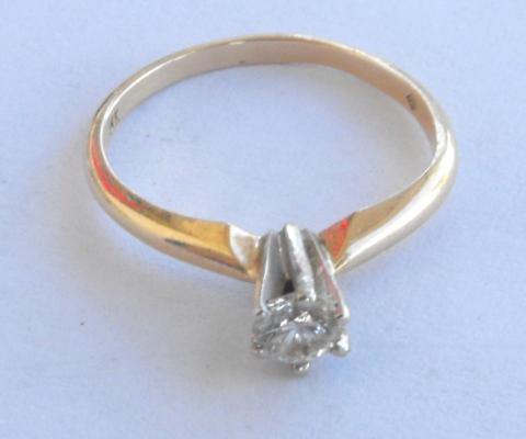 14K SOLID GOLD .2 CT SOLITAIRE ENGAGEMENT DIAMOND RING