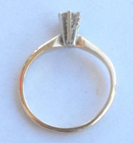 14K SOLID GOLD .2 CT SOLITAIRE ENGAGEMENT DIAMOND RING