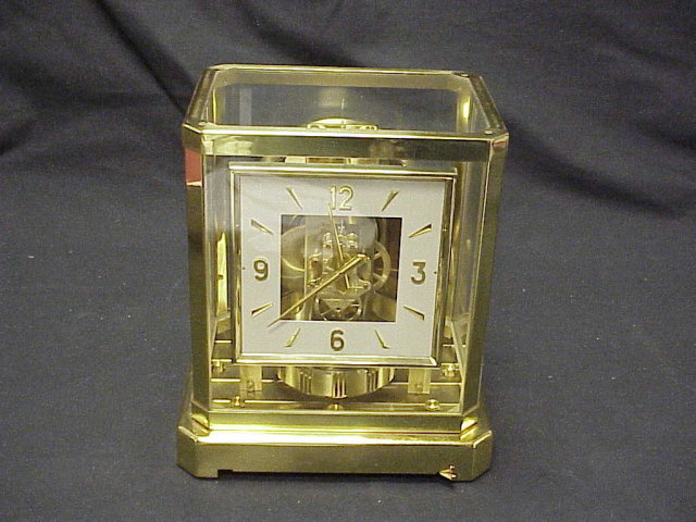 Atmos LeCoultre Perpetual Motion Clock Brass Glass Case