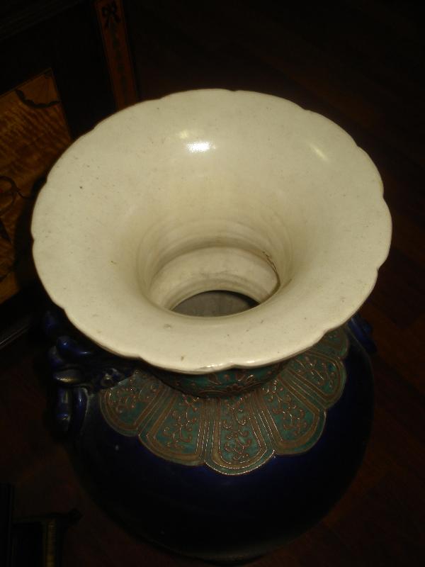 Large Nineteenth Century Highly Figured Japanese Satsuma Vase In Cobalt