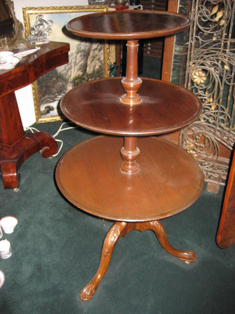 Original Nineteenth Century Mahogany Dumbwaiter (Server) of Three Tiers, Queen Anne, Acanthus Carved Knees And Carved Paw Feet