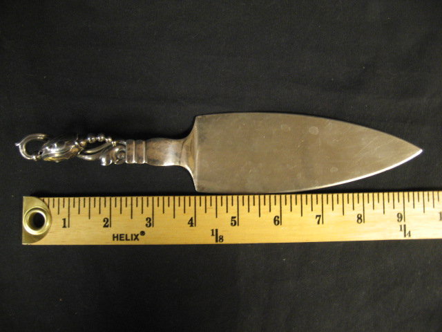 George Jensen Sterling Silver Blossom Pattern # 84 Pie / Cake Knife / Server Circa Late Nineteenth to Early Twentieth Century