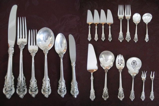 Wallace Grande Baroque Sterling Silver Flatware Dinner Set 102 Pieces