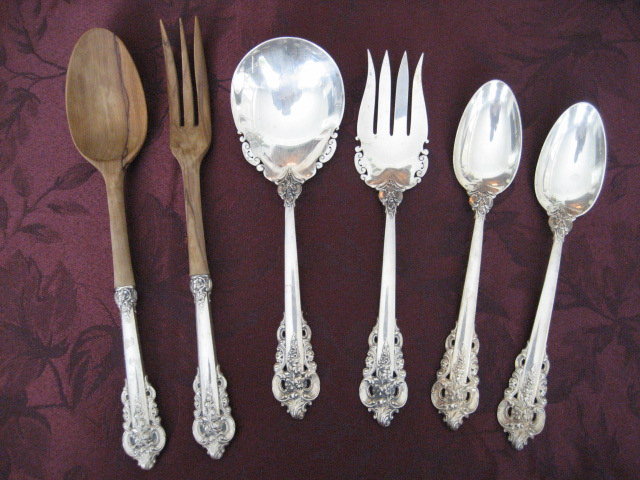 Wallace Grande Baroque Sterling Silver Flatware Dinner Set 90 Pieces