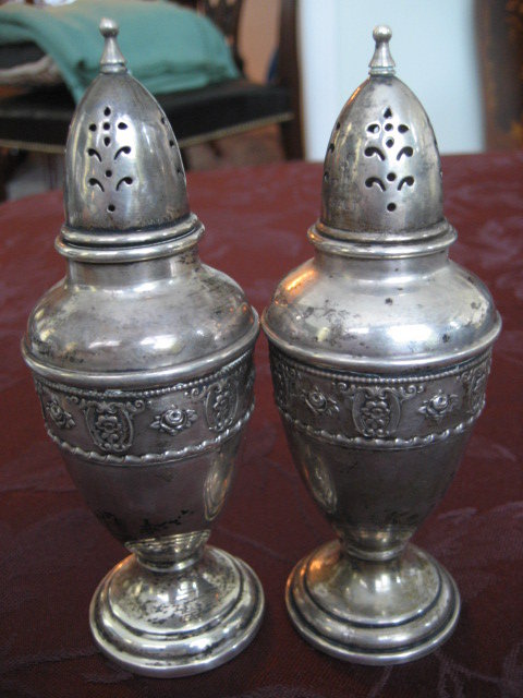 Wallace Grande Baroque Pair Sterling Silver Salt and Pepper Shakers