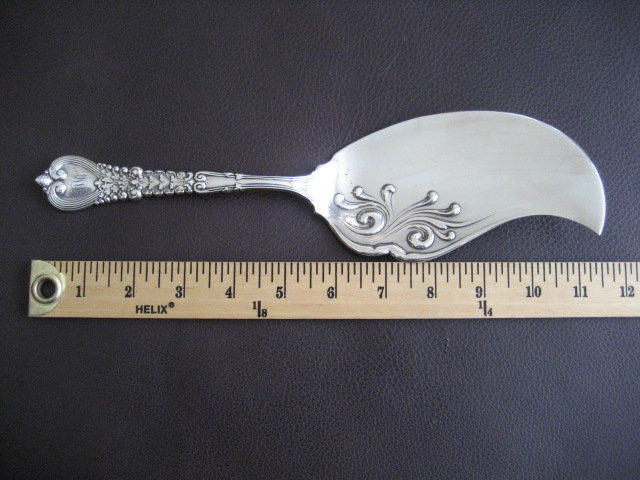 Tiffany & Co. Makers Florentine Sterling Silver Serving Fish Knife with Monogram