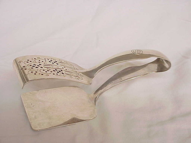 Tiffany & Co Sterling Silver Reticulated Toast Tongs