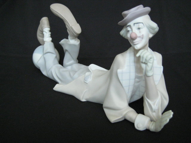 Retired Lladro Porcleain Figurine