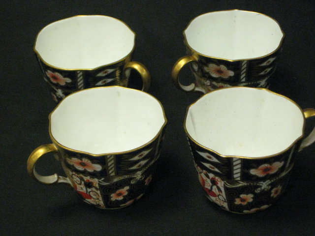 4 Royal Crown Derby TRADITIONAL IMARI Cups #2451