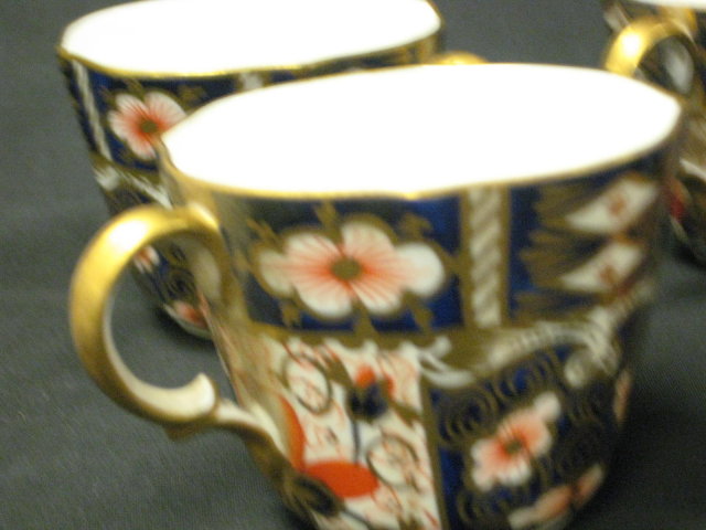 4 Royal Crown Derby TRADITIONAL IMARI Cups #2451