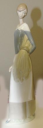 Lladro - Girl with Wheat