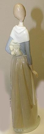 Lladro - Girl with Wheat