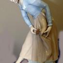 Lladro - Lolita with Butterfly