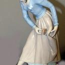 Lladro - Lolita with Butterfly