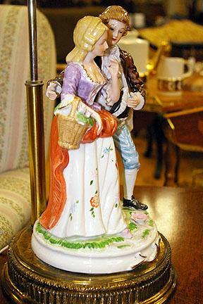 Vintage Figural Porcelain Table Lamp